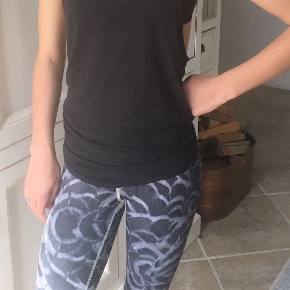 Lululemon cropped leggings - Picture 3 of 7